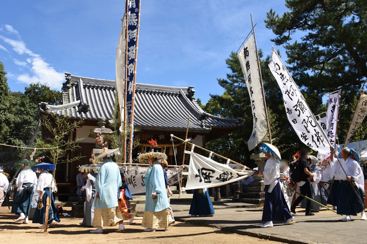 写真10：泷宫神社的神宫巡游