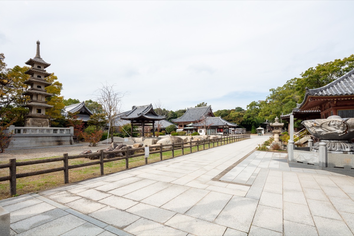 写真01：Yashimaji Temple Precincts